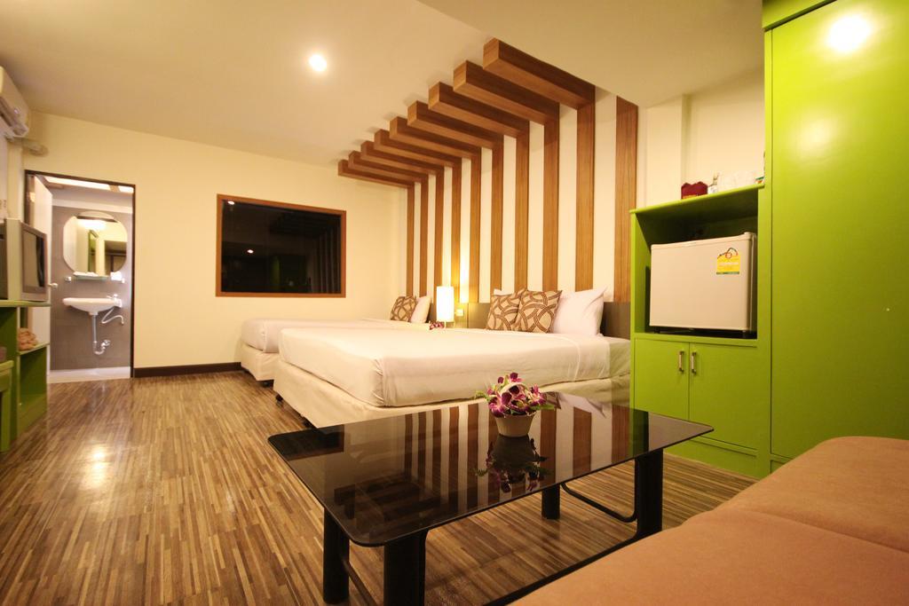 Windmill Resort Hotel Pattaya Zimmer foto
