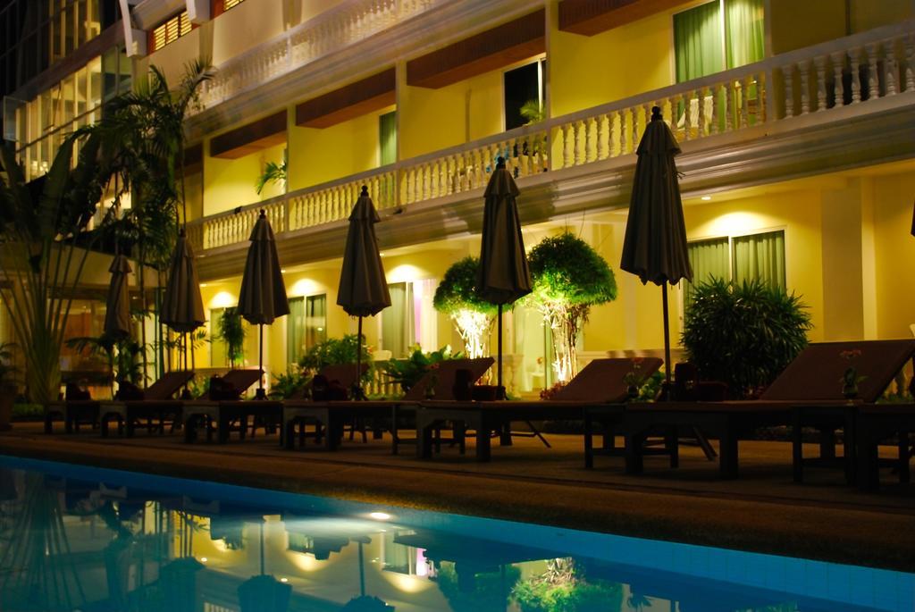 Windmill Resort Hotel Pattaya Exterior foto