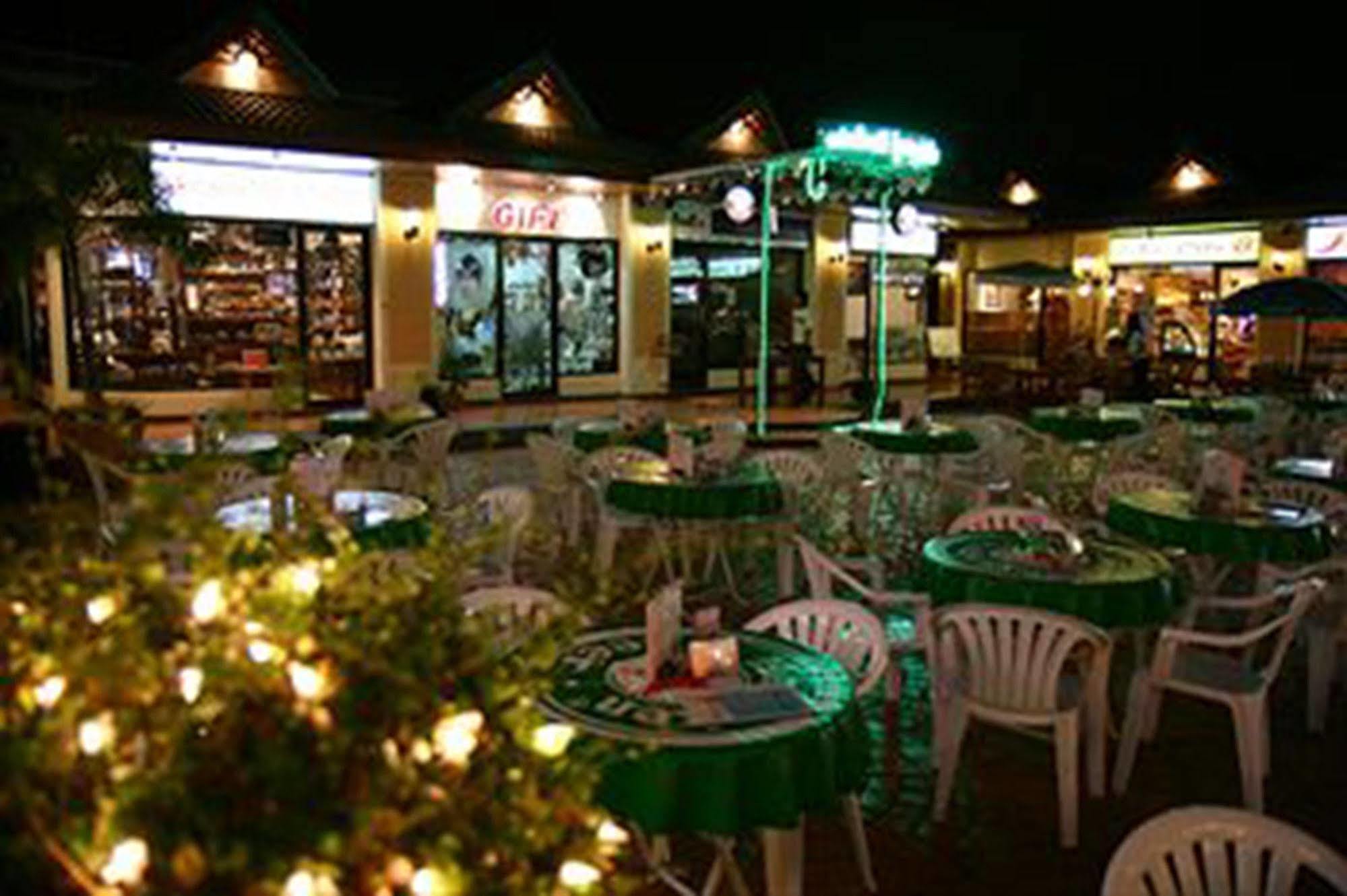 Windmill Resort Hotel Pattaya Exterior foto